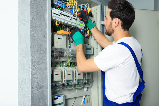 Best 24-Hour Electrician  in Silver Springs Shores, FL